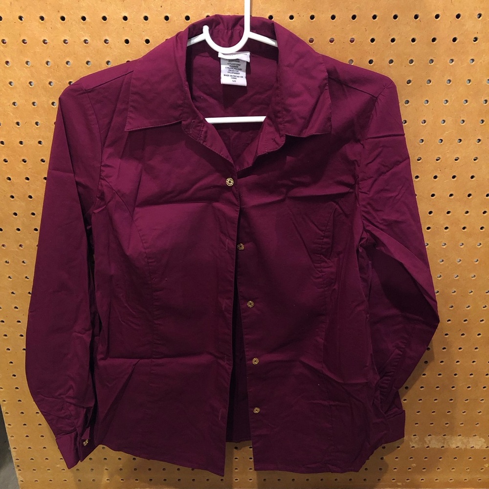Jaclyn Smith Button Up Shirt Top